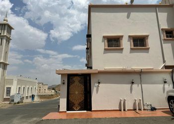 شقة بغرفة نوم وصالة