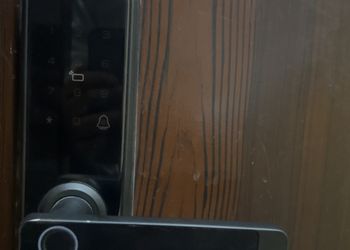 استديو بسرير ماستر وأثاث مريح 
