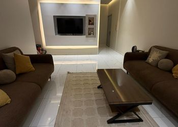 غرفة وصالة جميلة بدخول ذاتي