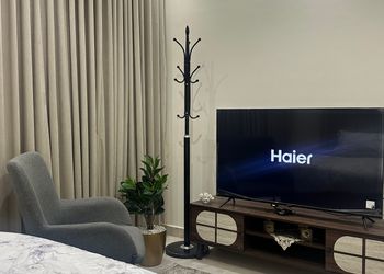 استديو هادئ بسرير ماستر 