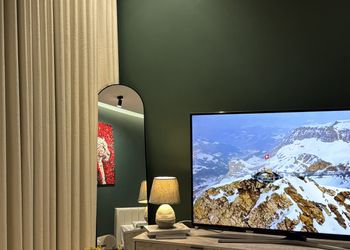 استديو هادئ بسرير ماستر