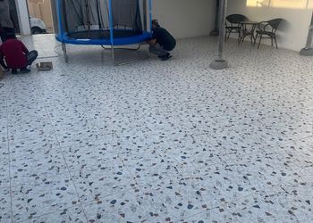 شاليه بمسبح خارجي وصالة جلوس