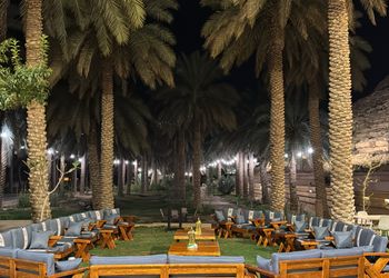 مزرعة 1 بجلسة مطلة على الجبل 