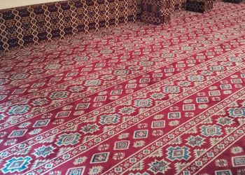 استراحة بمجلس وفناء خارجي 