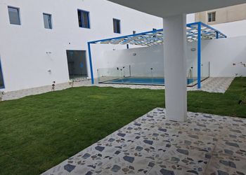 شاليه بغرفتين نوم و مسبح