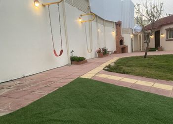 استراحة ومسطح اخضر 