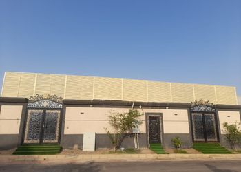 شاليه بمسطح اخضر