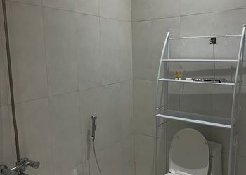 استديو بدخول ذاتي وتصميم هادئ 