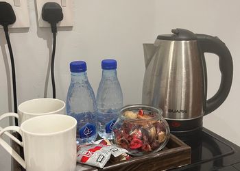 استديو بسرير ماستر وجلسة جانبية 