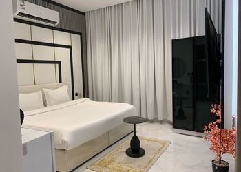 استديو هادئ بسرير ماستر 
