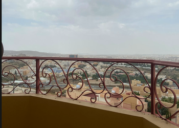 شقة مع اطلالة مبهرة على أبها
