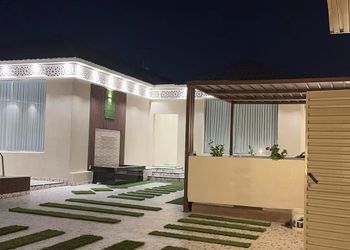 شاليه بجلسة خارجية ومسبح