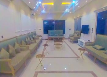 شاليه بمسطح اخضر