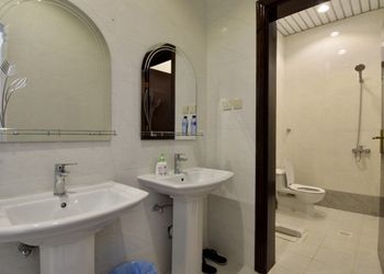 استراحة بركن شواء ومسطح اخضر