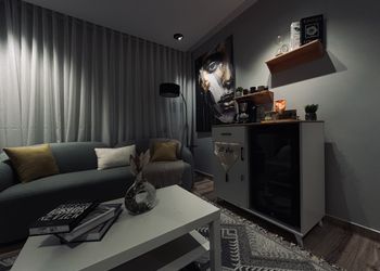 استديو بتصميم انيق ودخول ذاتي