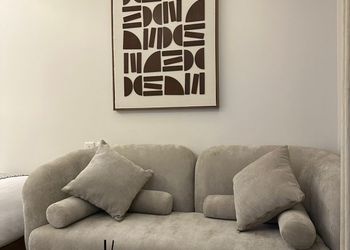 استديو بسرير ماستر وجلسة جانبية
