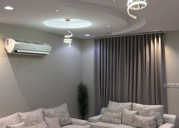 شاليه بمسبح خارجي ومجالس واسعة 