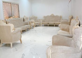 شاليه بجلسات خارجية ومسبح