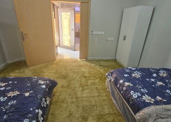 فيلا بمجالس واسعة وثلاث غرف نوم 