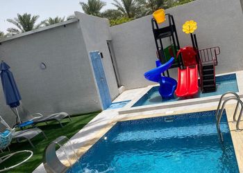 شاليه بمجلس وجلسة خارجية 