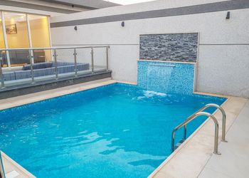 شاليه بمسطح اخضر (للعوائل)