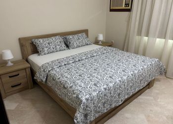 فيلا بغرف نوم و مجالس 
