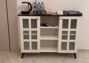 استديو بأثاث مريح وبسيط 
