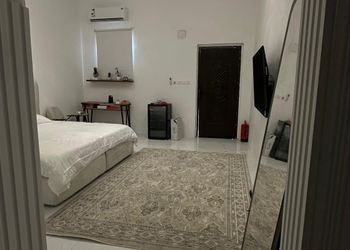 استديو هادئ بسرير ماستر 