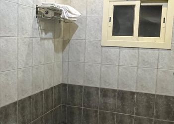 شقة بغرفتين نوم وصالة