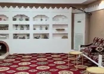 استراحة بمجلسين ومسطح اخضر