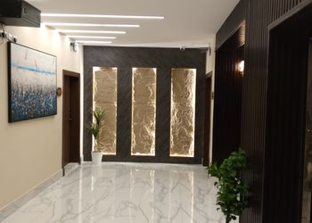 استديو بسرير ماستر وأثاث مريح 
