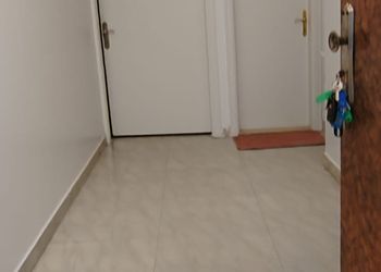 شقة بصالة وغرف نوم