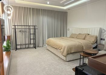 استديو بسرير ماستر ودخول ذاتي  