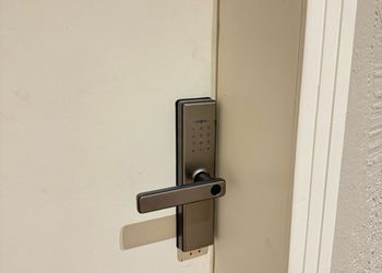 استديو بسرير ماستر ودخول ذاتي