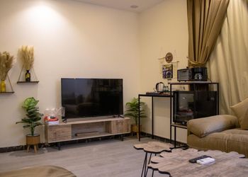 استديو هادئ بسرير ماستر