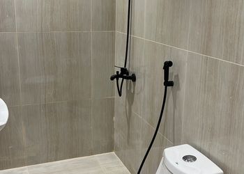 استديو بسرير ماستر وجلسة جانبية