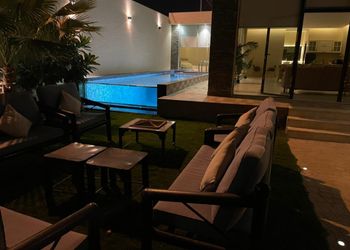 شاليه بمسطح اخضر
