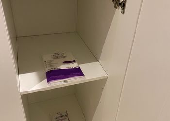 استديو بسرير ماستر و جلسة جانبية