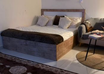استديو هادئ بسرير ماستر 