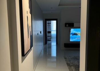 شقة بتصميم أنيق ودخول ذاتي 
