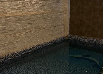 شاليه بألعاب أطفال ومسبح