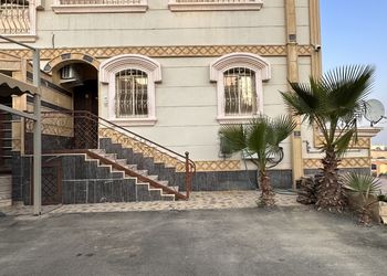 شفة غرفتين نوم وصالة 