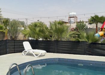 شاليه بركن شواء ومسبح 