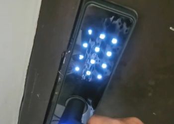شقة بغرفتين نوم وصالة 