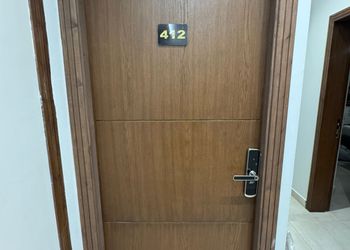 استديو هادئ بسرير ماستر 