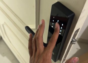 استديو أنيق بسرير ماستر وجلسة جانبية 