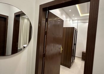 استوديو بدخول ذاتي 