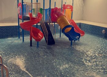 شاليه بمجلس وجلسة خارجية 