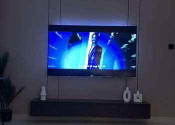 استديو بسرير ماستر وجلسة جانبية