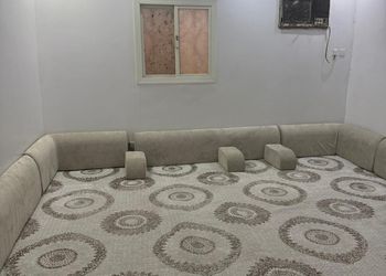 استراحة بمسطح اخضر ومجلسين